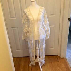 Adiva Cream Lace Kimono